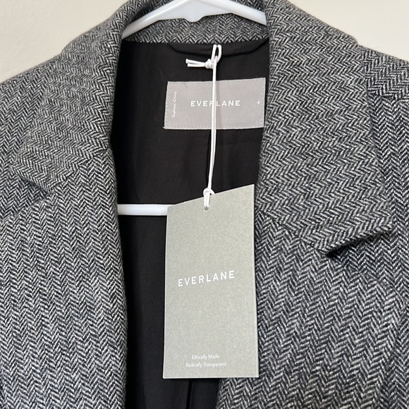 Everlane Women’s Oversized Blazer - Picture 2 of 7